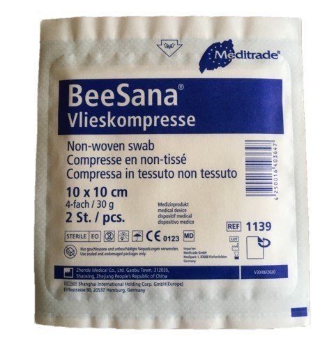 50 Stück Vlieskompressen steril 4-lagig BeeSana® 10 cm x 10 cm weiß - 1139